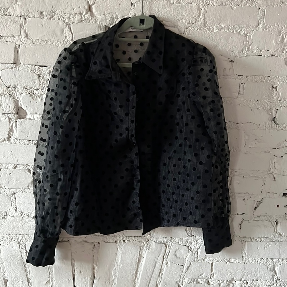 🚨CLEARANCE! MAKE AN OFFER🚨 MANGO Mesh Button Down